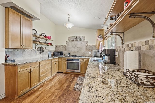 10111 Vigilante Trl, Converse, TX 78109