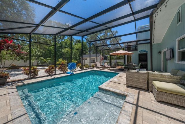 1105 SUNNYDALE DRIVE, Clearwater, FL 33755