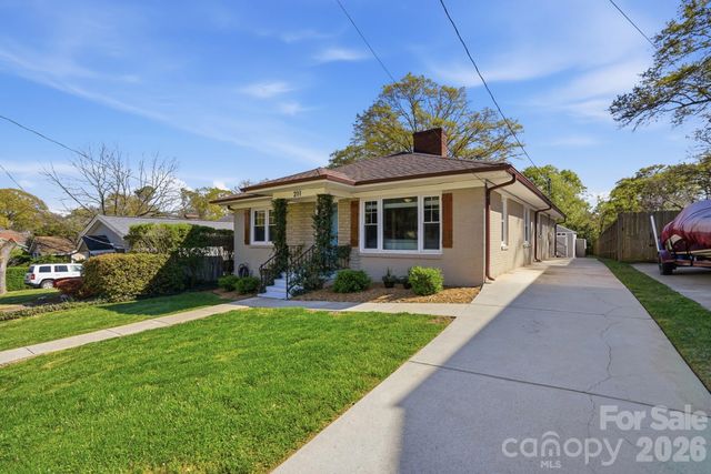 211 Cedar Street, Belmont, NC 28012