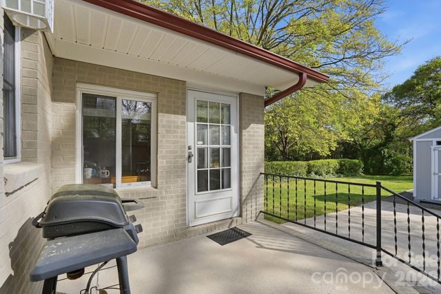 211 Cedar Street, Belmont, NC 28012