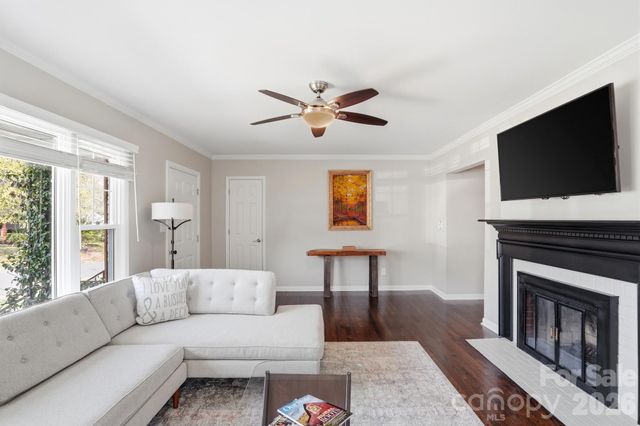 211 Cedar Street, Belmont, NC 28012