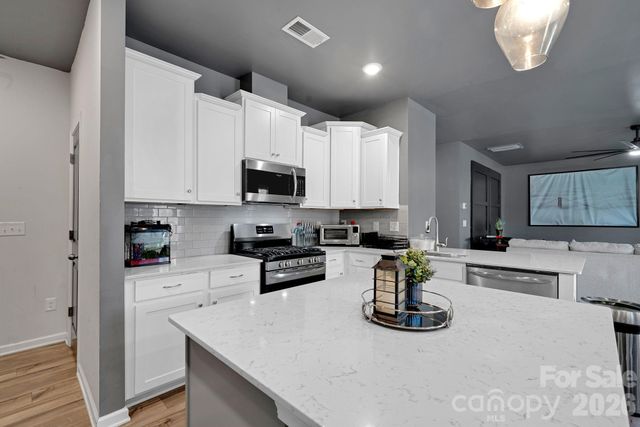 168 Haddonsfield Drive, Mooresville, NC 28115