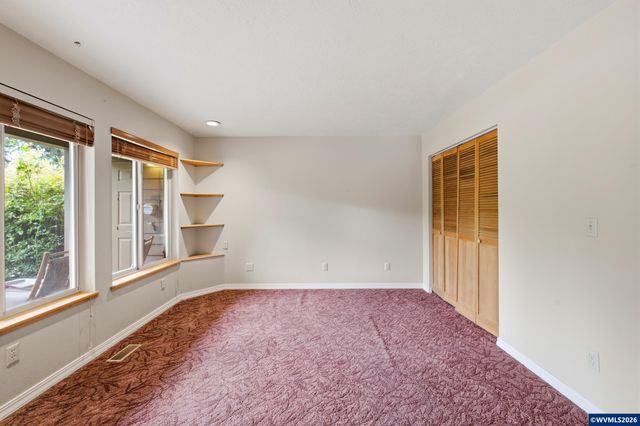 965 Wild Rose Dr, Corvallis, OR 97330