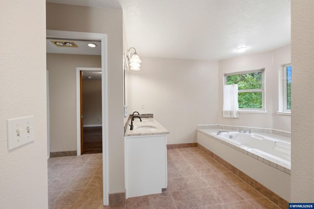 965 Wild Rose Dr, Corvallis, OR 97330
