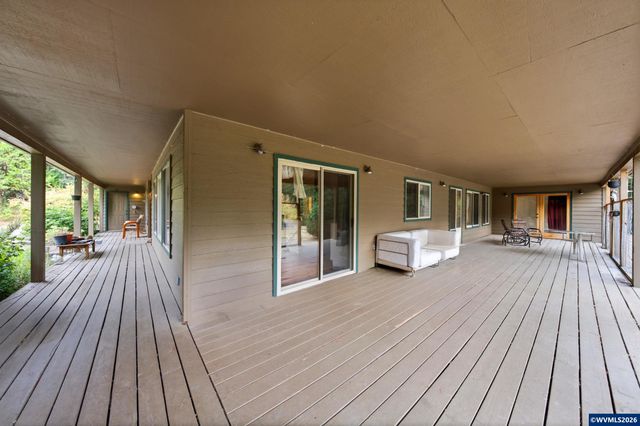 965 Wild Rose Dr, Corvallis, OR 97330