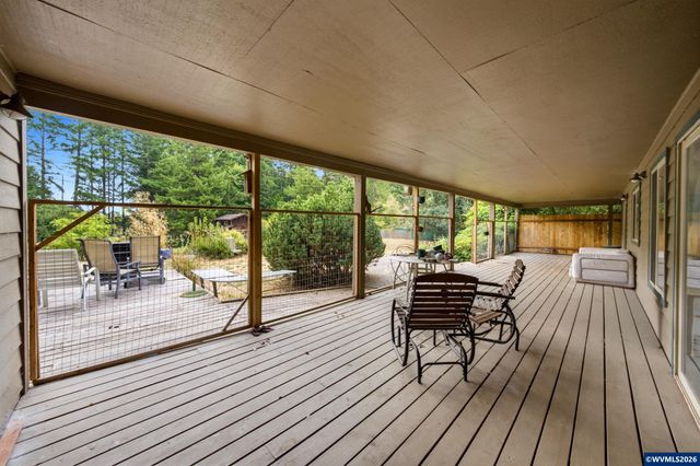 965 Wild Rose Dr, Corvallis, OR 97330