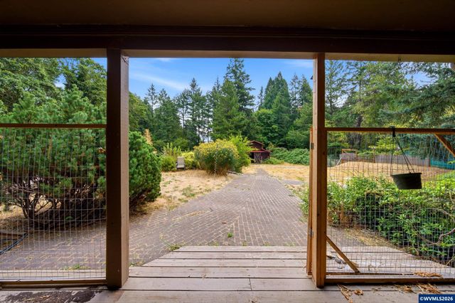 965 Wild Rose Dr, Corvallis, OR 97330