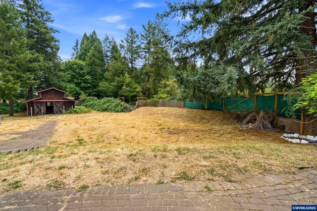 965 Wild Rose Dr, Corvallis, OR 97330