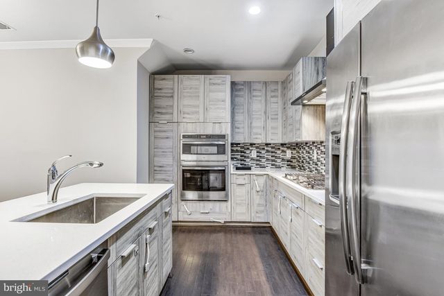 23586 WATERFORD DOWNS TER, Ashburn, VA 20148