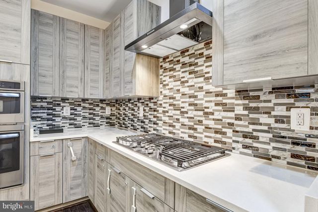 23586 WATERFORD DOWNS TER, Ashburn, VA 20148