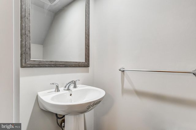 23586 WATERFORD DOWNS TER, Ashburn, VA 20148