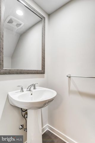 23586 WATERFORD DOWNS TER, Ashburn, VA 20148