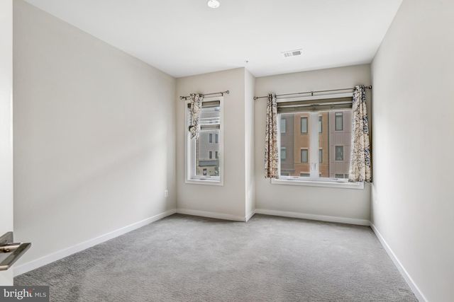 23586 WATERFORD DOWNS TER, Ashburn, VA 20148