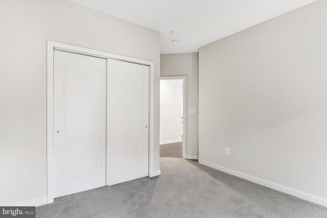 23586 WATERFORD DOWNS TER, Ashburn, VA 20148