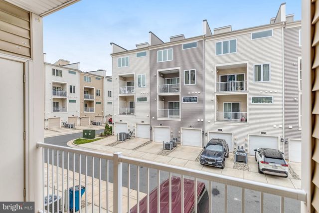 23586 WATERFORD DOWNS TER, Ashburn, VA 20148