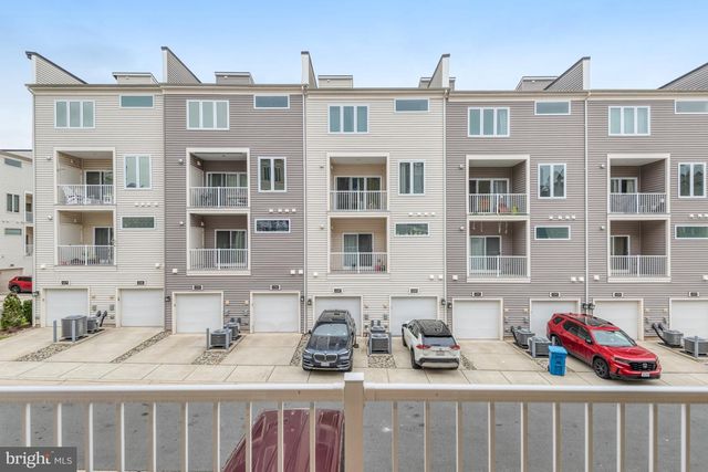 23586 WATERFORD DOWNS TER, Ashburn, VA 20148