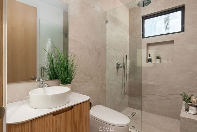 2619 S Rimpau Blvd, Los Angeles, CA 90016