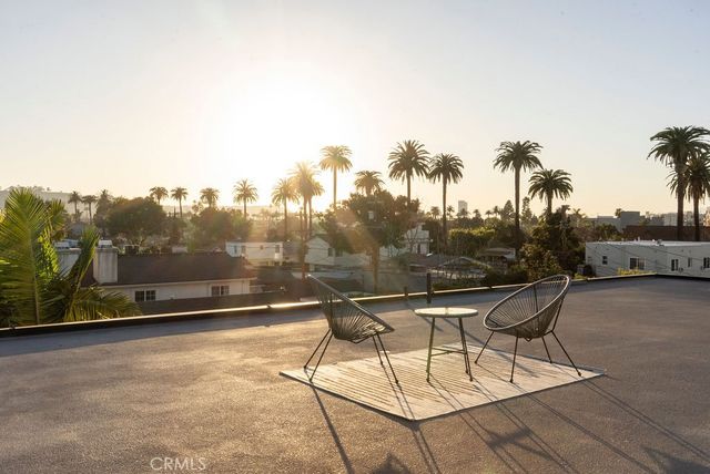 2619 S Rimpau Blvd, Los Angeles, CA 90016