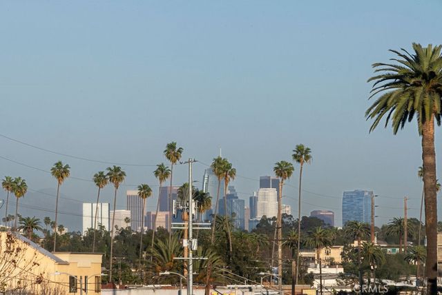 2619 S Rimpau Blvd, Los Angeles, CA 90016