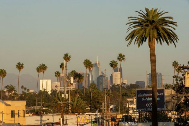 2619 S Rimpau Blvd, Los Angeles, CA 90016