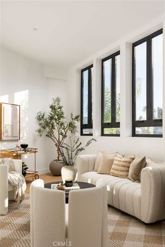 2619 S Rimpau Blvd, Los Angeles, CA 90016