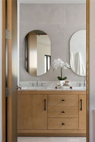 2619 S Rimpau Blvd, Los Angeles, CA 90016