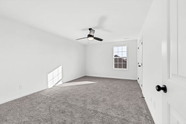 1165 Mourning Cloak Dr, Clarksville, TN 37043