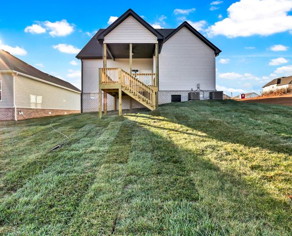 1165 Mourning Cloak Dr, Clarksville, TN 37043