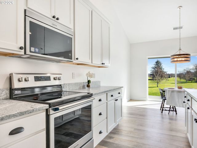 35636 BELLA RIDGE Loop, Astoria, OR 97103