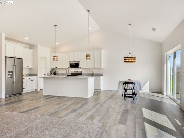 35636 BELLA RIDGE Loop, Astoria, OR 97103