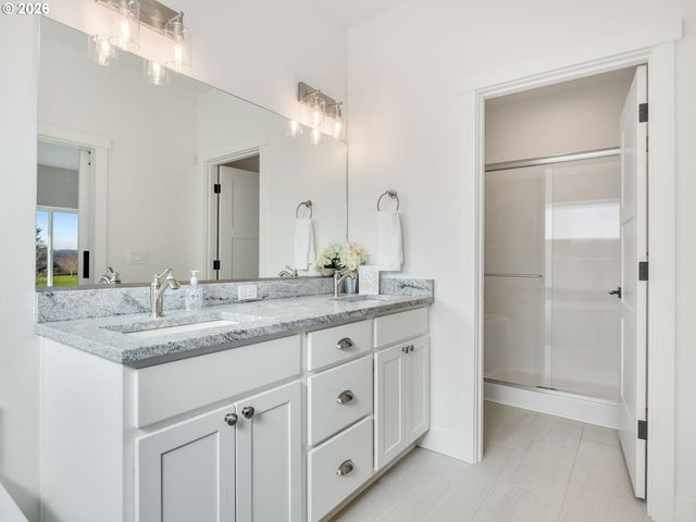 35636 BELLA RIDGE Loop, Astoria, OR 97103