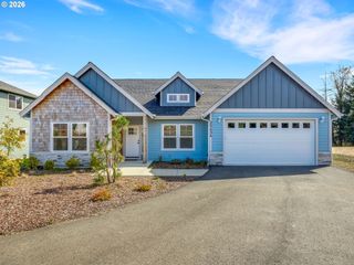 35636 BELLA RIDGE Loop, Astoria, OR 97103