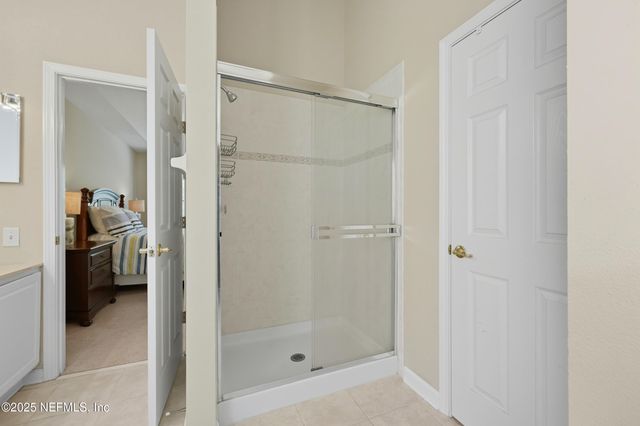10537 CRESTON GLEN Circle, Jacksonville, FL 32256