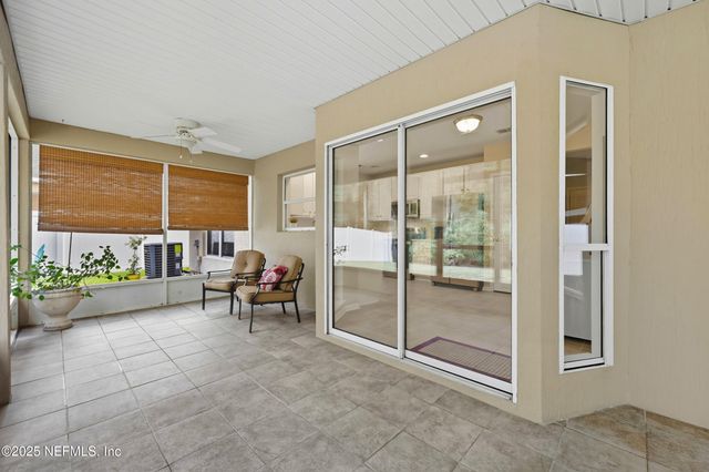 10537 CRESTON GLEN Circle, Jacksonville, FL 32256