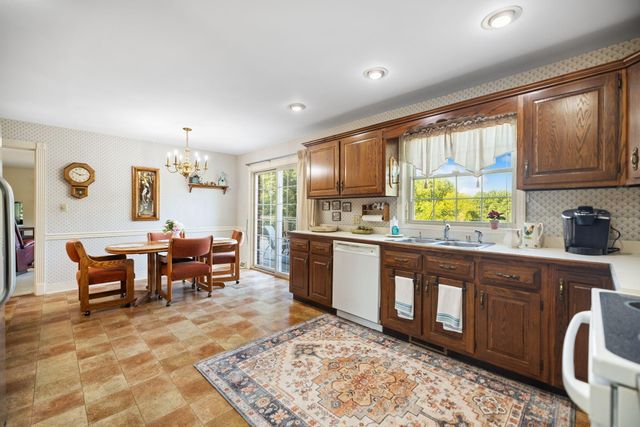 102 Old Pond Way, Richmond, KY 40475