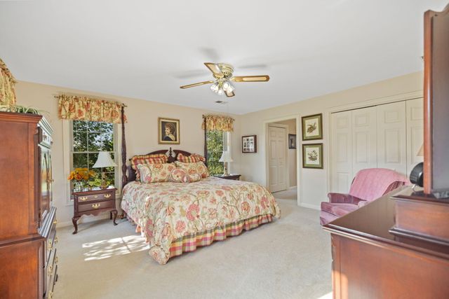102 Old Pond Way, Richmond, KY 40475