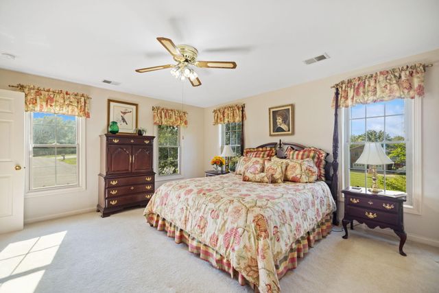 102 Old Pond Way, Richmond, KY 40475