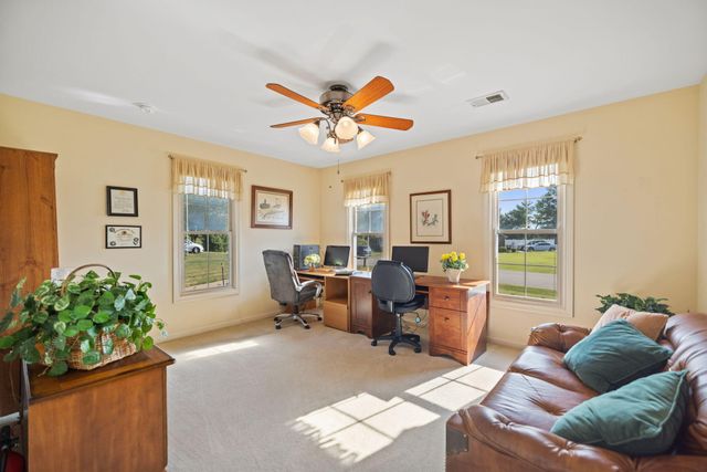 102 Old Pond Way, Richmond, KY 40475