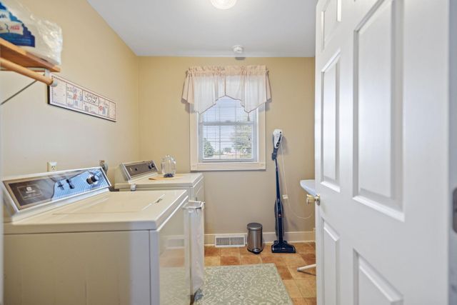 102 Old Pond Way, Richmond, KY 40475