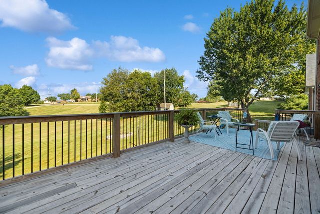 102 Old Pond Way, Richmond, KY 40475
