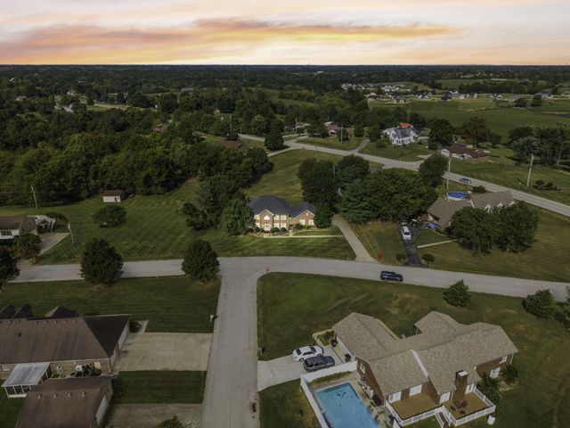 102 Old Pond Way, Richmond, KY 40475