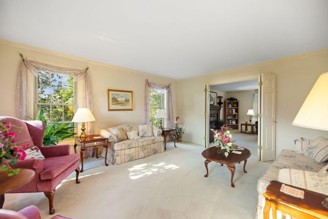 102 Old Pond Way, Richmond, KY 40475