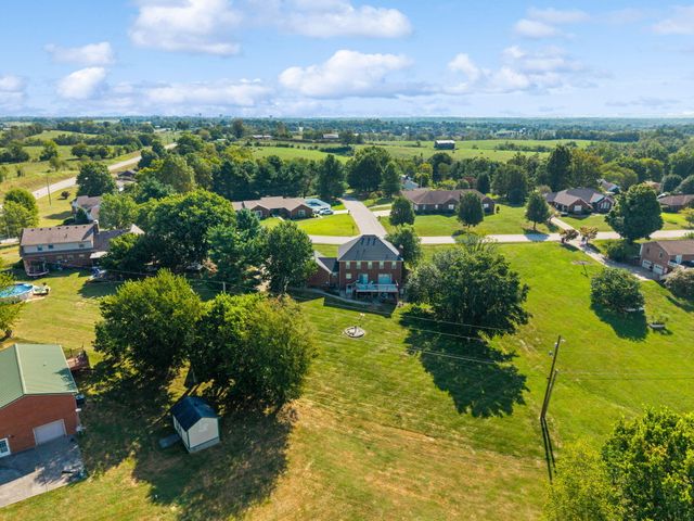 102 Old Pond Way, Richmond, KY 40475