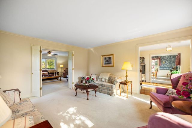 102 Old Pond Way, Richmond, KY 40475