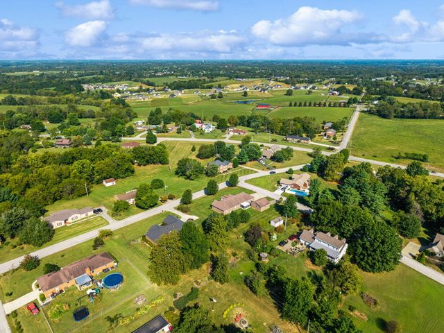 102 Old Pond Way, Richmond, KY 40475