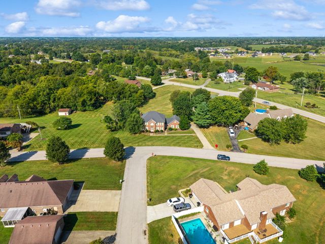 102 Old Pond Way, Richmond, KY 40475