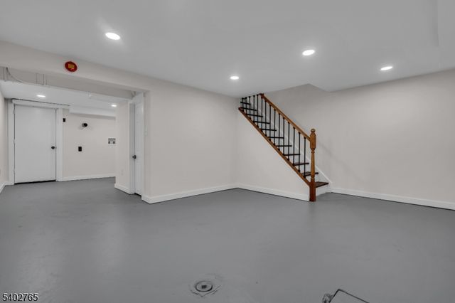 1663 Columbus Pl, Rahway City, NJ 07065