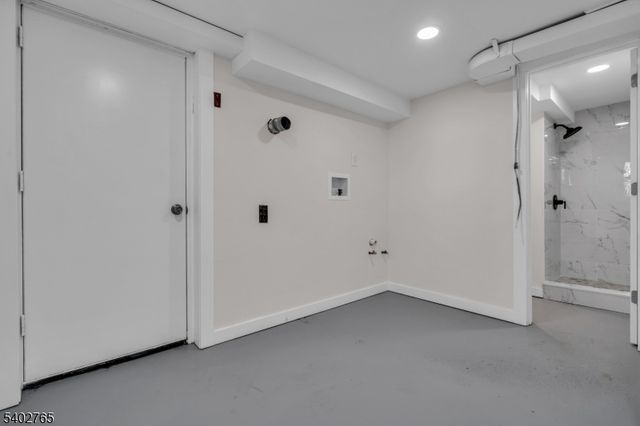 1663 Columbus Pl, Rahway City, NJ 07065