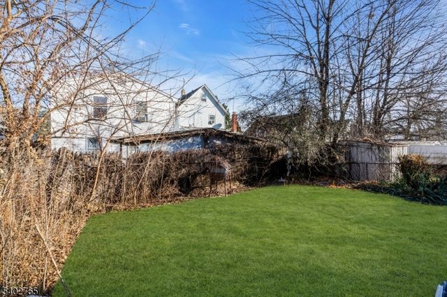 1663 Columbus Pl, Rahway City, NJ 07065