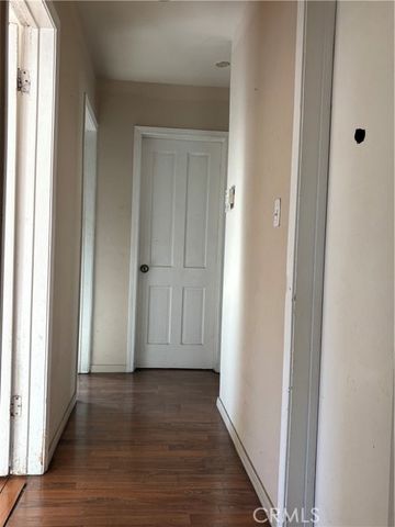 6331 Columbus Avenue, Van Nuys (los Angeles), CA 91411